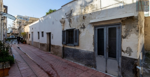 A Madonnella una stradina chiusa nasconde un pezzo della Bari ottocentesca: � Vico Cettigne